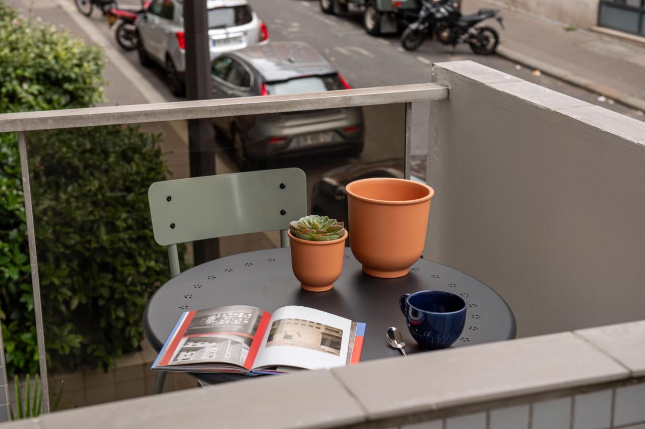 パリNew - Appt Style Le Corbusier Avec Balcon - 8 Persアパートメント エクステリア 写真
